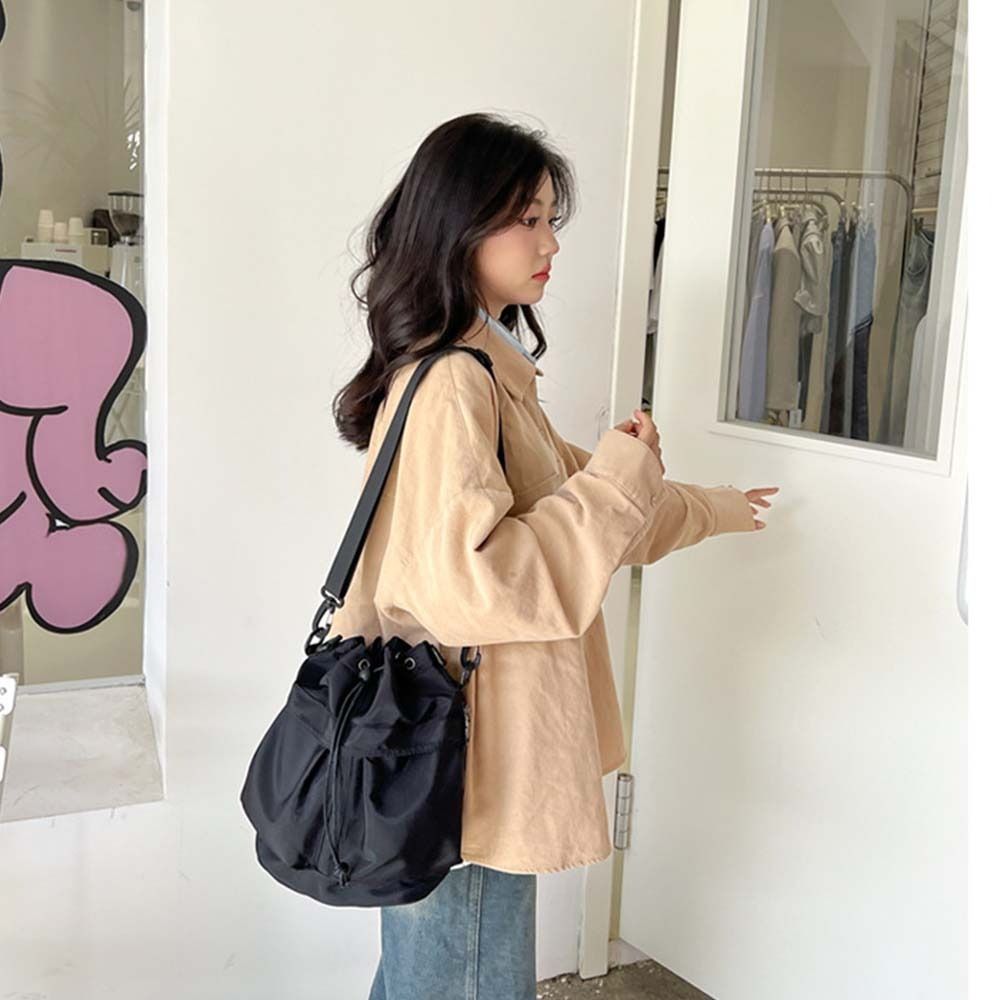 Interior Design Korean Style - Urocza torba crossbody w stylu koreańskim