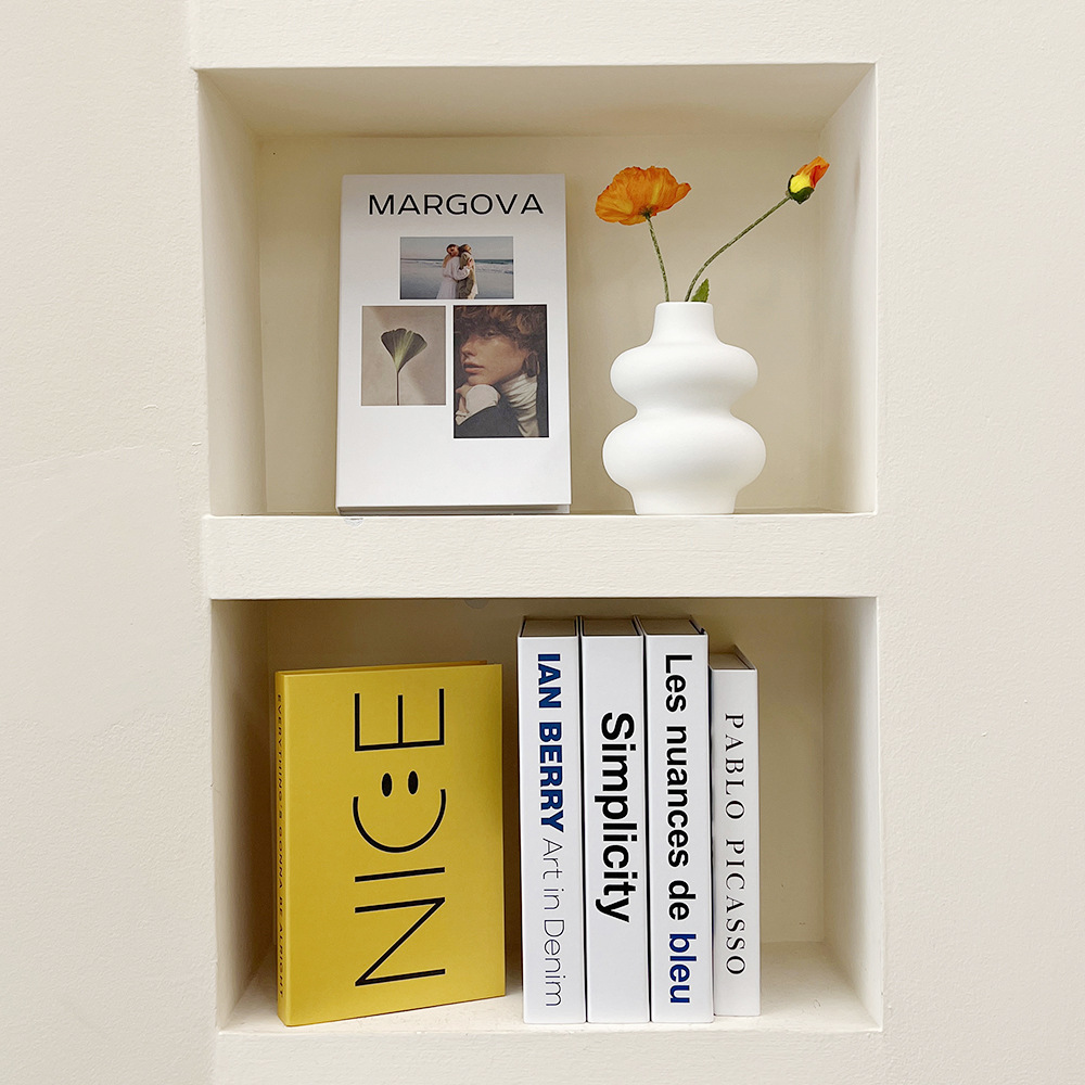 Książka symulacyjna Sztuka Kwi – Interior Design Book recenzja i cena