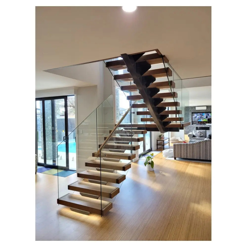 Niestandardowe schody wewnętrz – Interior Designer recenzja i cena