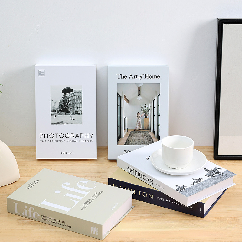Modne fałszywe książki do deko – Interior Design Book recenzja i cena